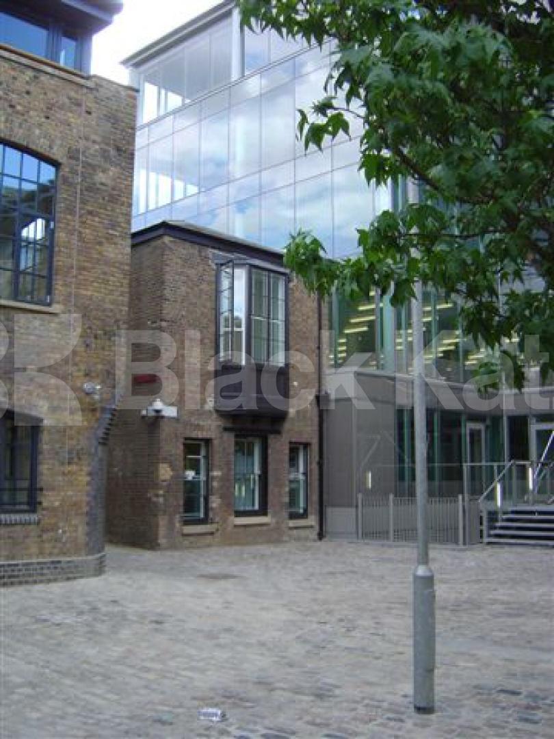 			New Instruction, 2 Bedroom, 1 bath, 1 reception Flat			 Albion Walk, KINGS CROSS